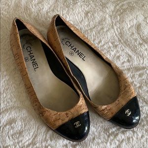 CHANEL ballerina cork flats | Sizes: 38.5